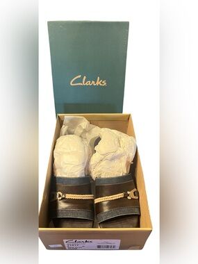 NWT Clark’s Ladies Clogs Sz 9M